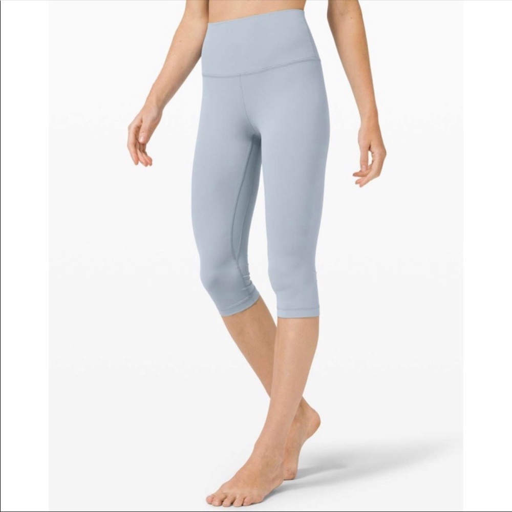 Lululemon Align™ High-Rise Crop 17” – Size 2 – Chambray